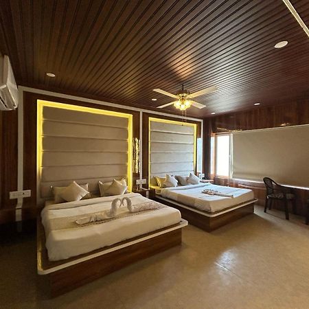 Hotel Dev Ganga Rishikesh Luaran gambar