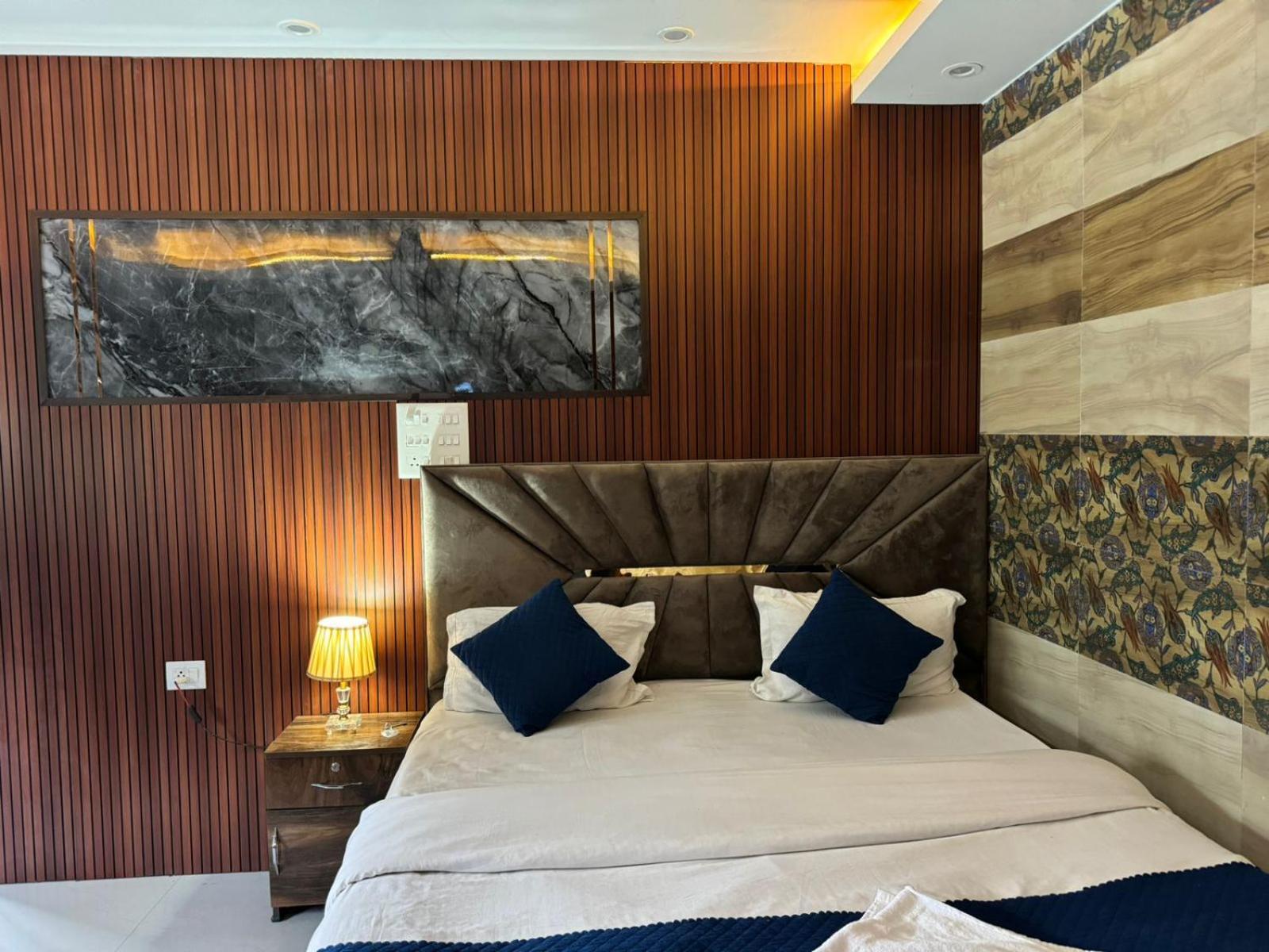 Hotel Dev Ganga Rishikesh Luaran gambar