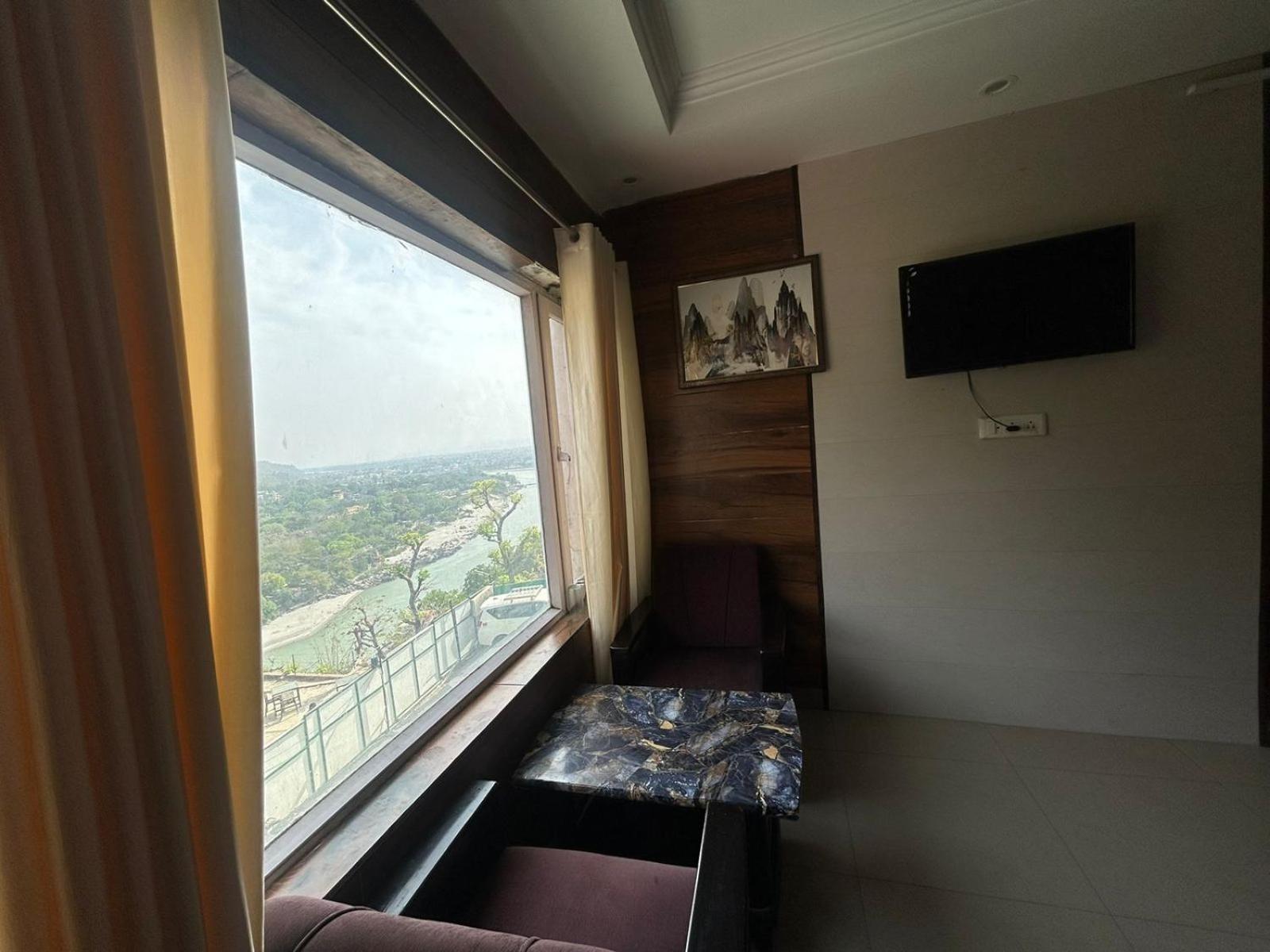 Hotel Dev Ganga Rishikesh Luaran gambar