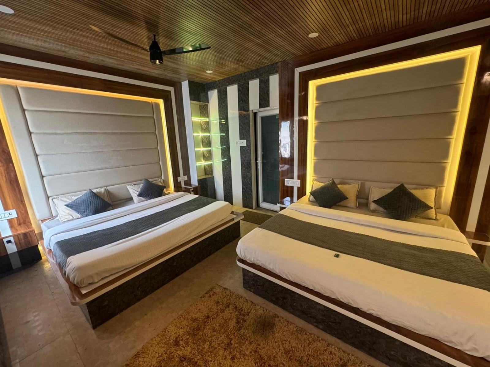 Hotel Dev Ganga Rishikesh Luaran gambar