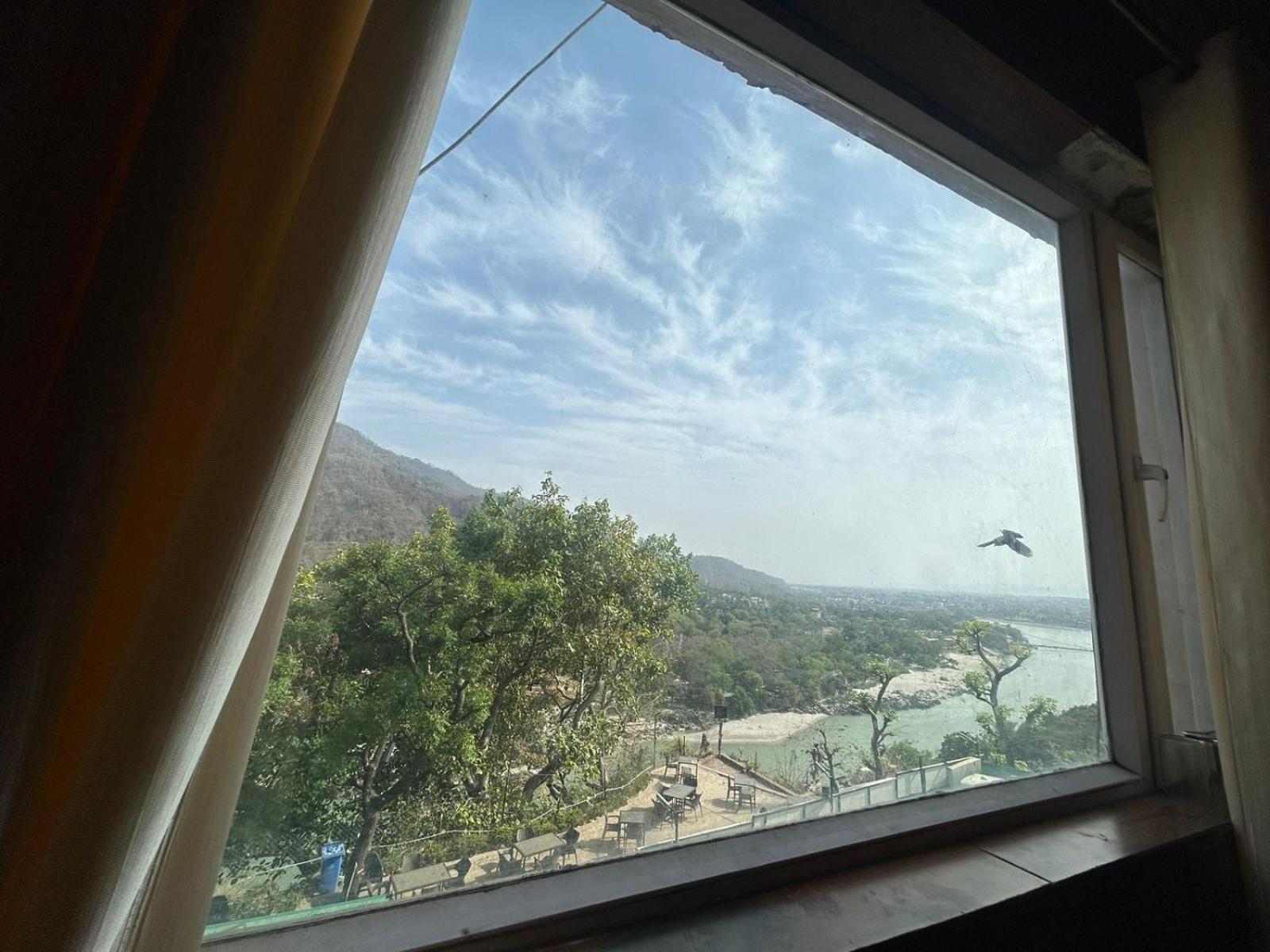Hotel Dev Ganga Rishikesh Luaran gambar