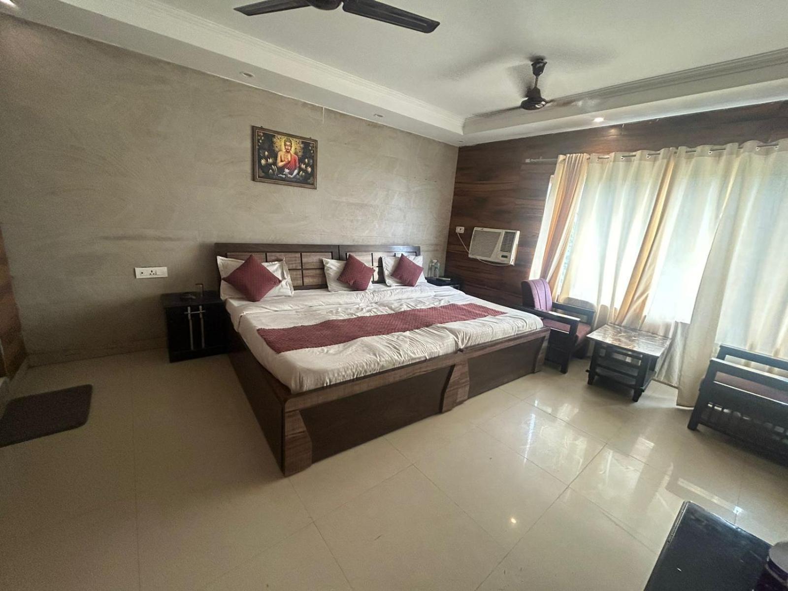 Hotel Dev Ganga Rishikesh Luaran gambar