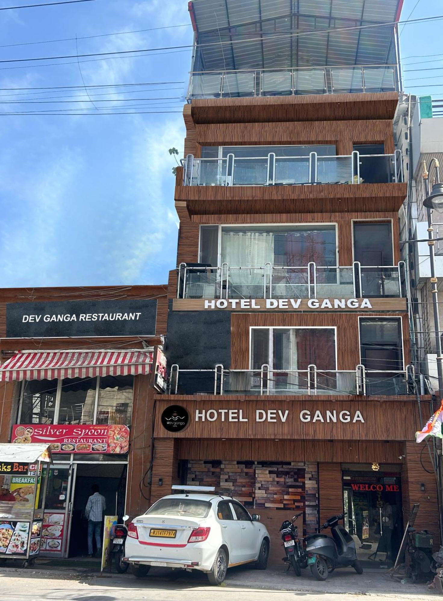 Hotel Dev Ganga Rishikesh Luaran gambar